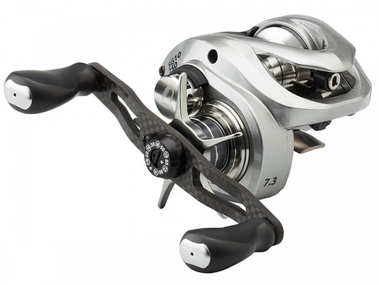 Savage Gear SG10 LH Baitcaster Angelrolle