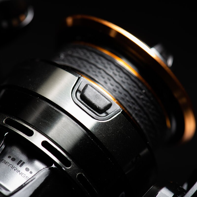Savage Gear SG8 Stationär Rolle