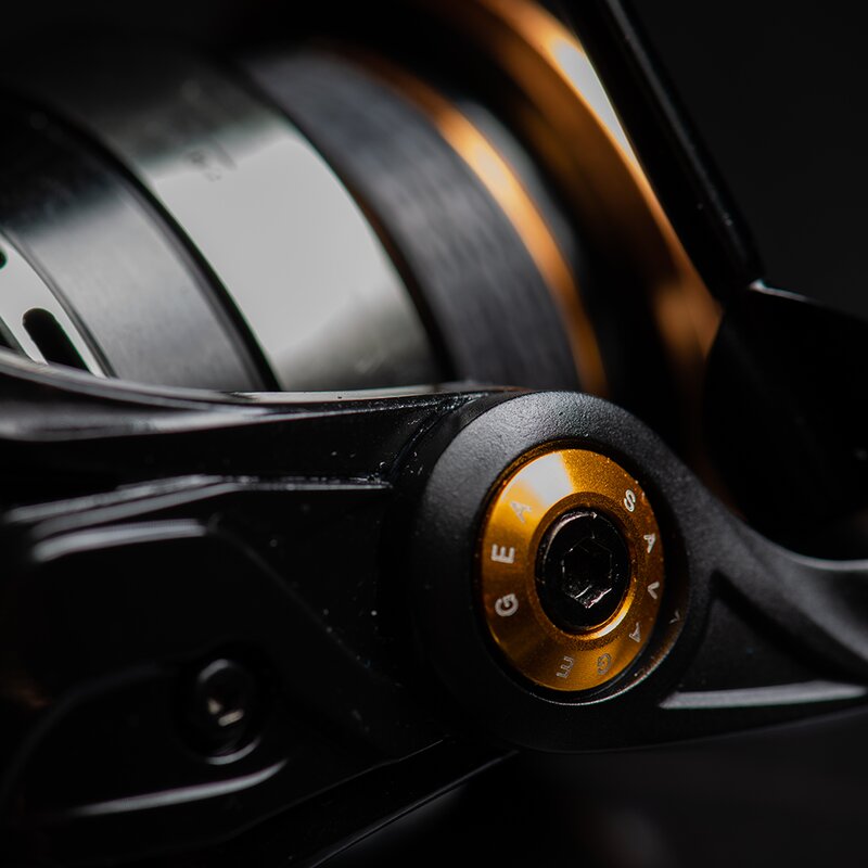 Savage Gear SG8 Stationär Rolle