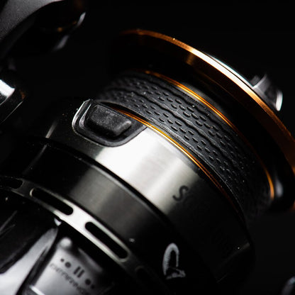 Savage Gear SG8 Stationär Rolle